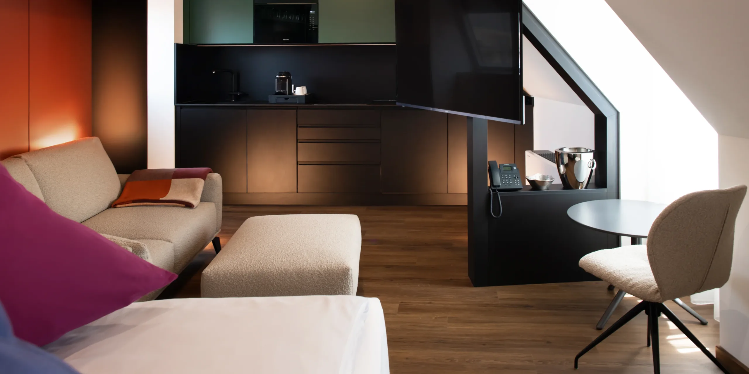 XXXLutz Objekteinrichtung Referenz Hoteleinrichtungen Design- und Kunsthotel München