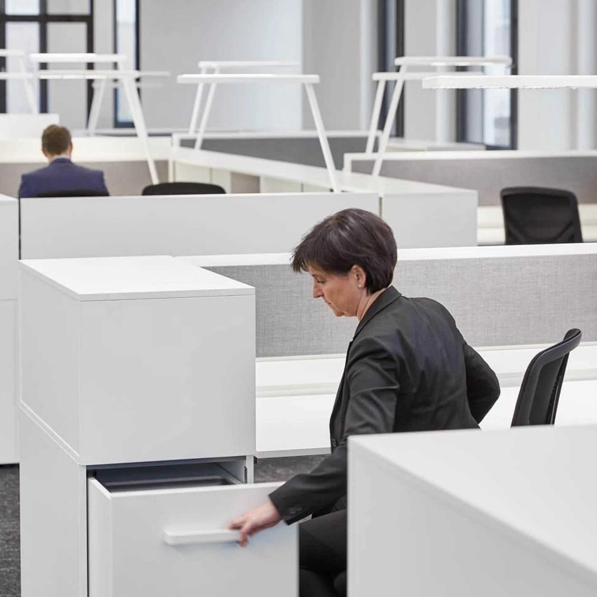 XXXLutz Objekteinrichtung Referenz Büroeinrichtungen Komatsu Technical Center