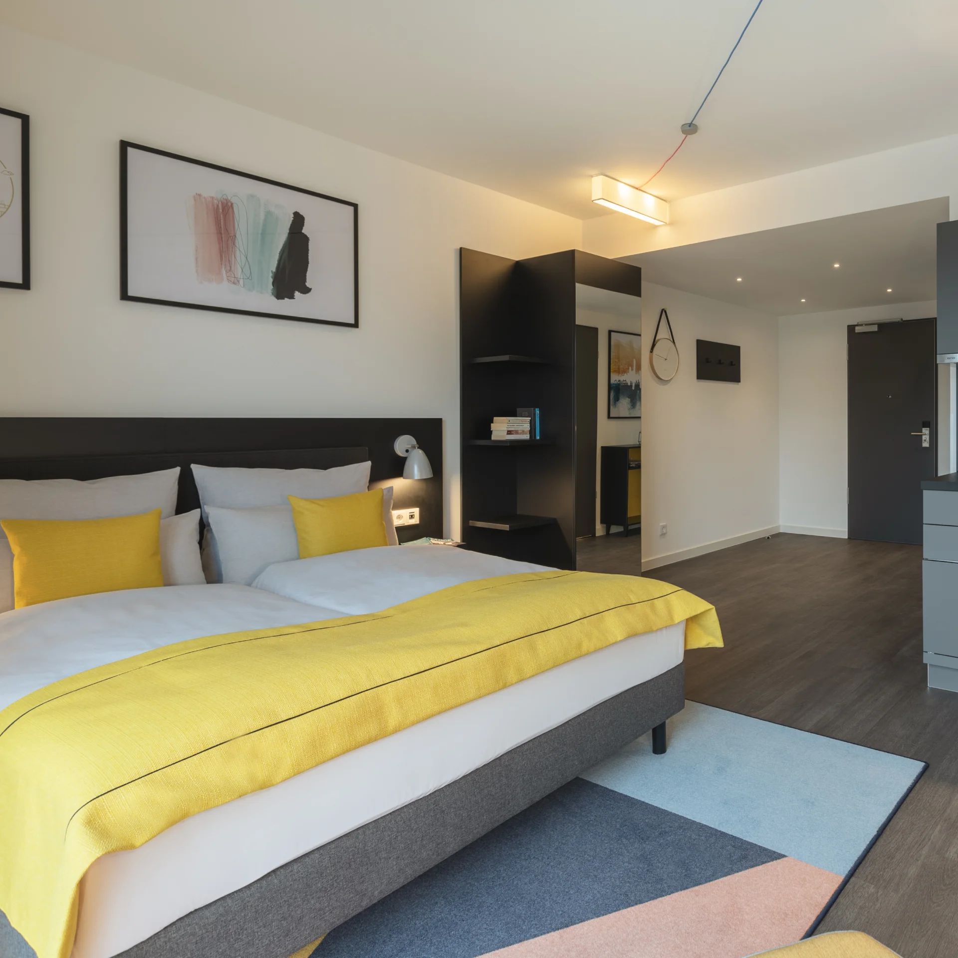XXXLutz Objekteinrichtung Referenz Hoteleinrichtungen Candlewood Suites Berlin Charlottenburg by IHG